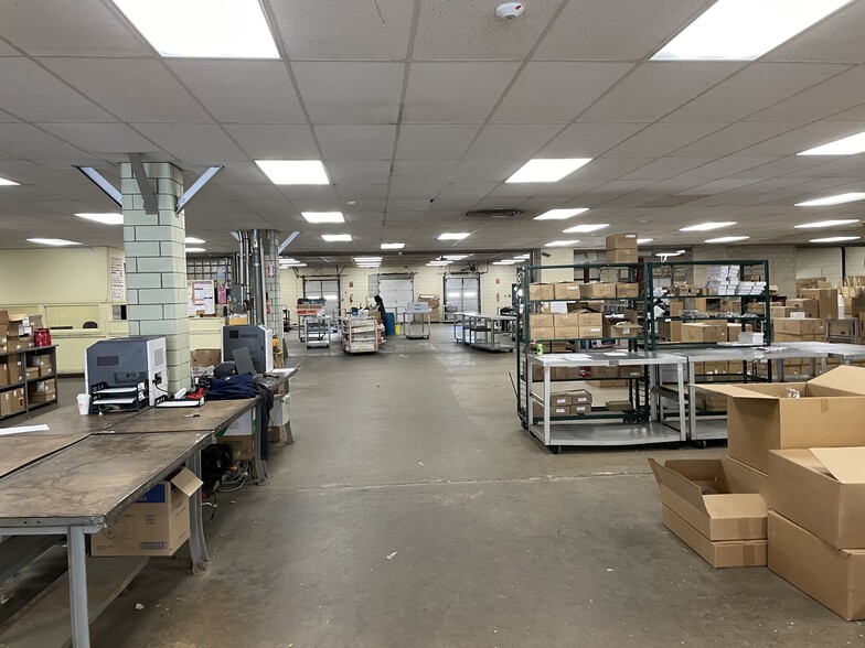 6215 Ardleigh St, Philadelphia, PA for sale - Interior Photo - Image 3 of 11