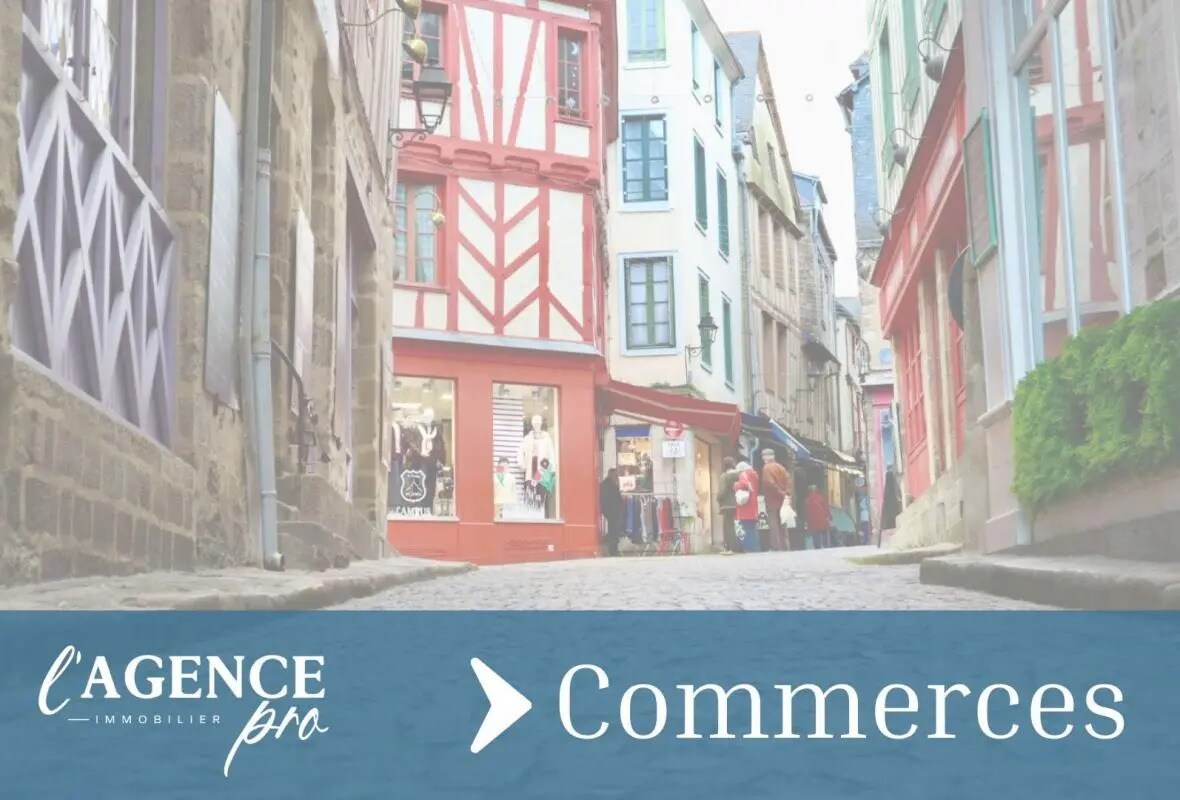 Retail in Muzillac for lease Building Photo- Image 1 of 2