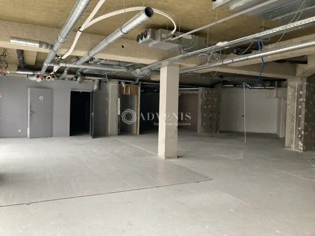 Retail in Nancy for lease Interior Photo- Image 1 of 9