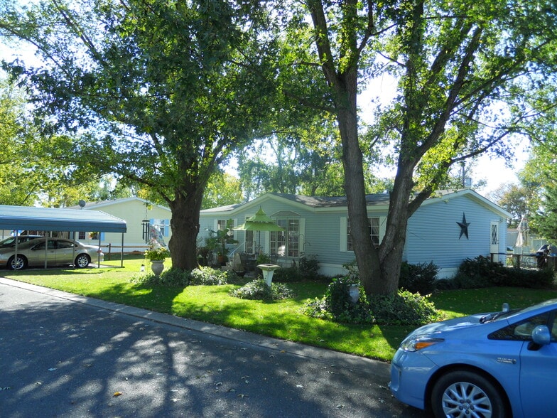 6061 Flamingo Dr, Rhodesdale, MD for sale - Building Photo - Image 1 of 9