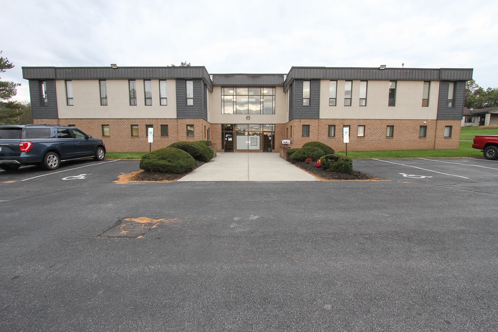 1569 Medical Dr, Pottstown, PA 19464 Pottstown Professional Mall