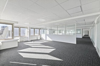 38-40 Rue Gabriel Crie, Malakoff for sale Interior Photo- Image 1 of 11