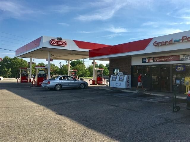 2130 S Main St, Grove, OK for sale - Building Photo - Image 1 of 1