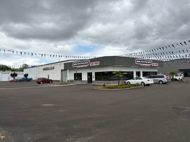 5236 Pacific Blvd SW, Albany, OR for sale - Primary Photo - Image 1 of 3