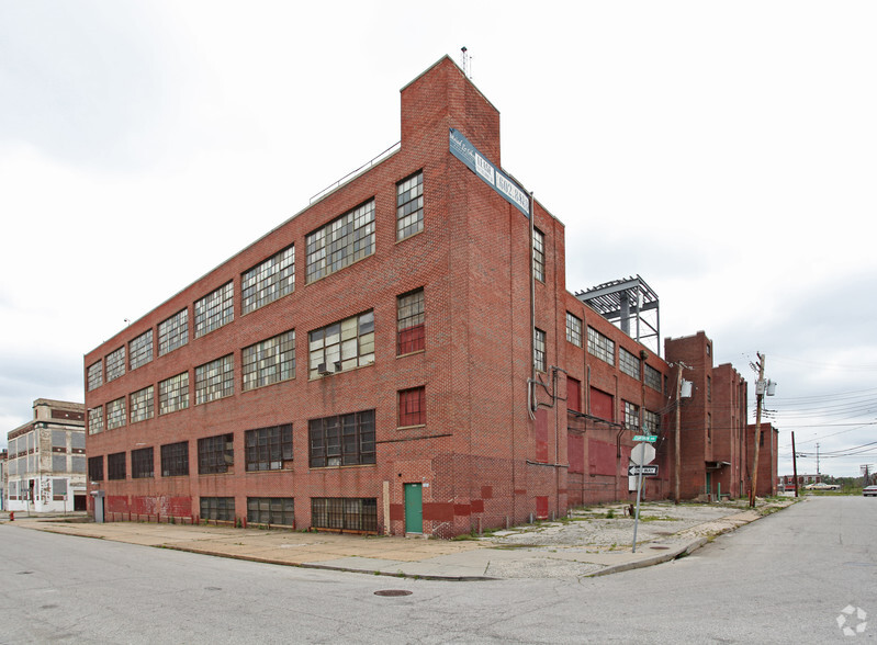 1220 Curtain Ave, Baltimore, MD for lease - Building Photo - Image 3 of 12