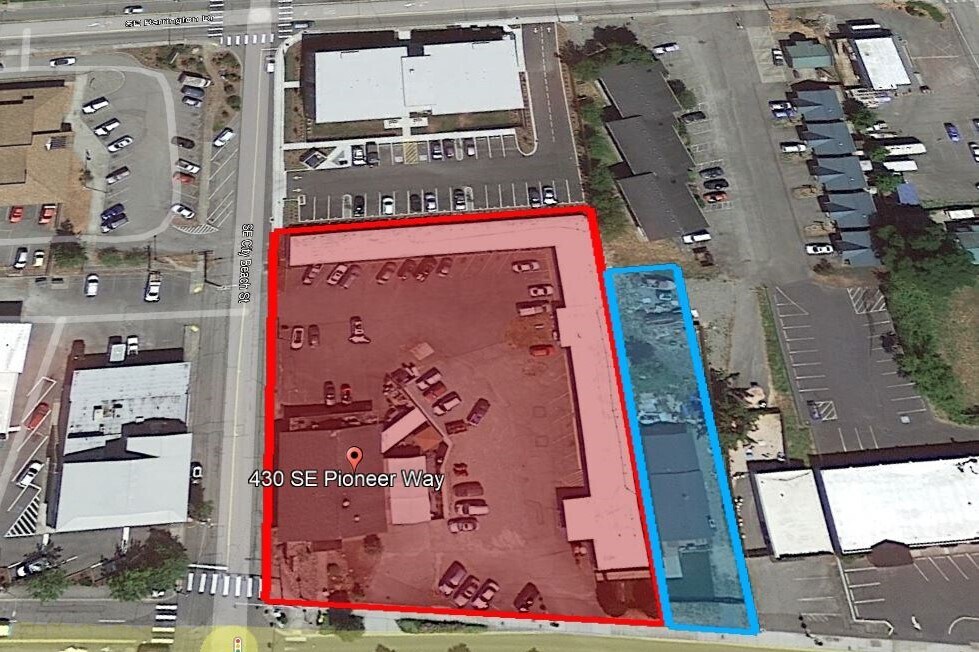 430 SE Pioneer Way, Oak Harbor, WA 98277 Queen Ann Motel