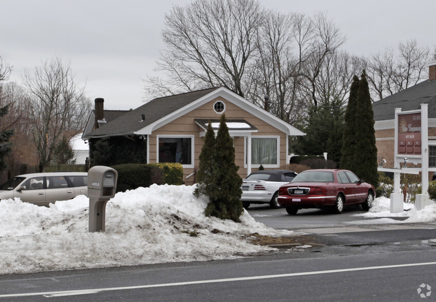 46950 Cr-48, Southold, NY for sale - Primary Photo - Image 1 of 1