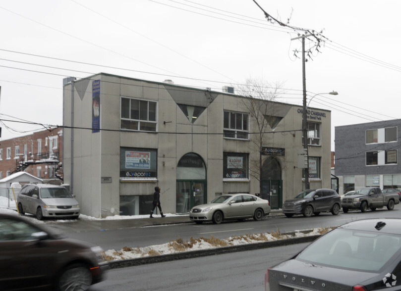 270 Rue Chabanel O, Montréal, QC for lease - Primary Photo - Image 1 of 2