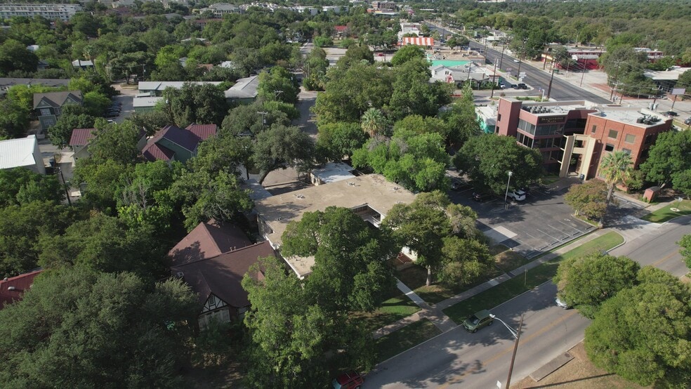 118 Funston Pl, San Antonio, TX for sale - Commercial Listing Video - Image 2 of 31