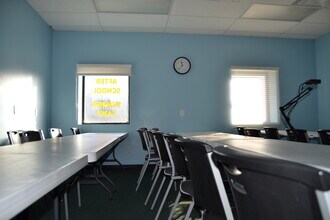 712 Ginesi Dr, Morganville, NJ for lease Interior Photo- Image 2 of 5