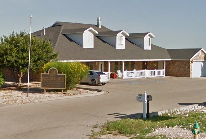 1920 W College Ln, Hobbs, NM for sale - Building Photo - Image 1 of 1