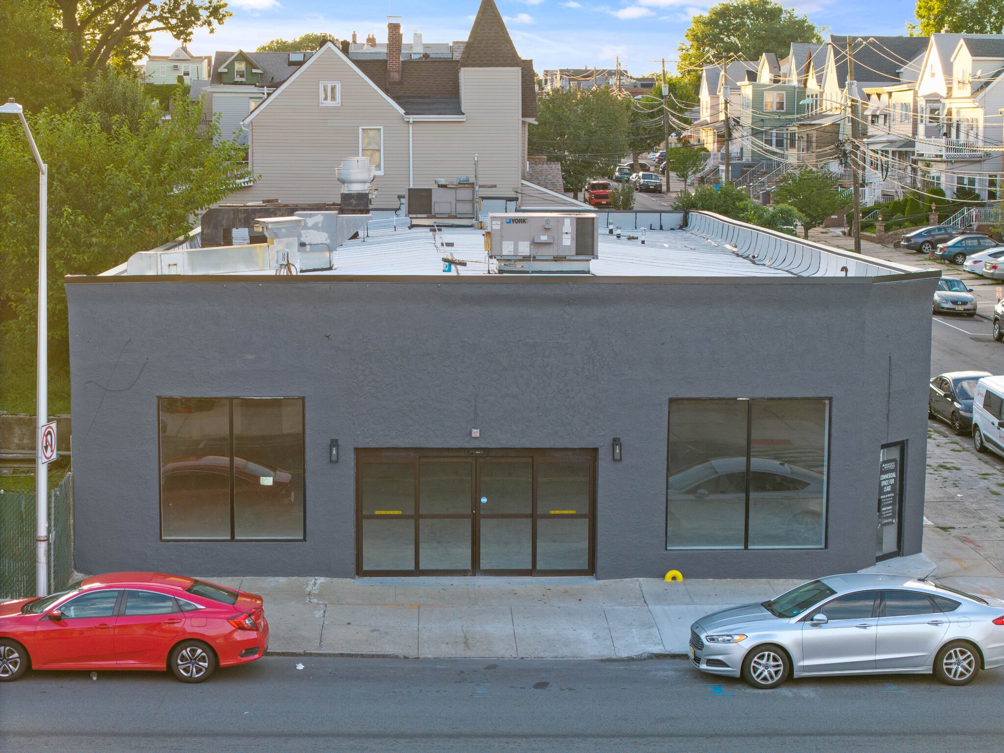 1033 Broadway, Bayonne, NJ for lease Building Photo- Image 1 of 18