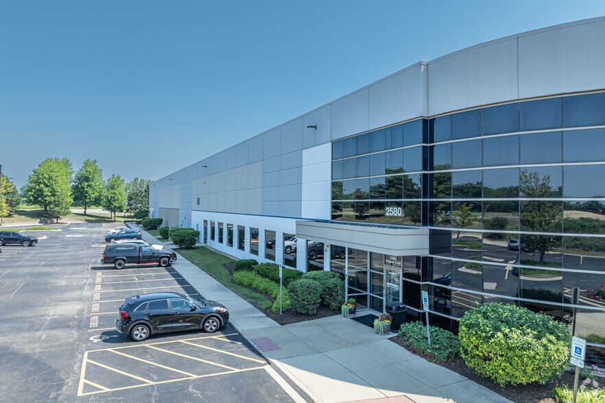 2580 Prospect Ct, Aurora, IL for lease - Building Photo - Image 2 of 5