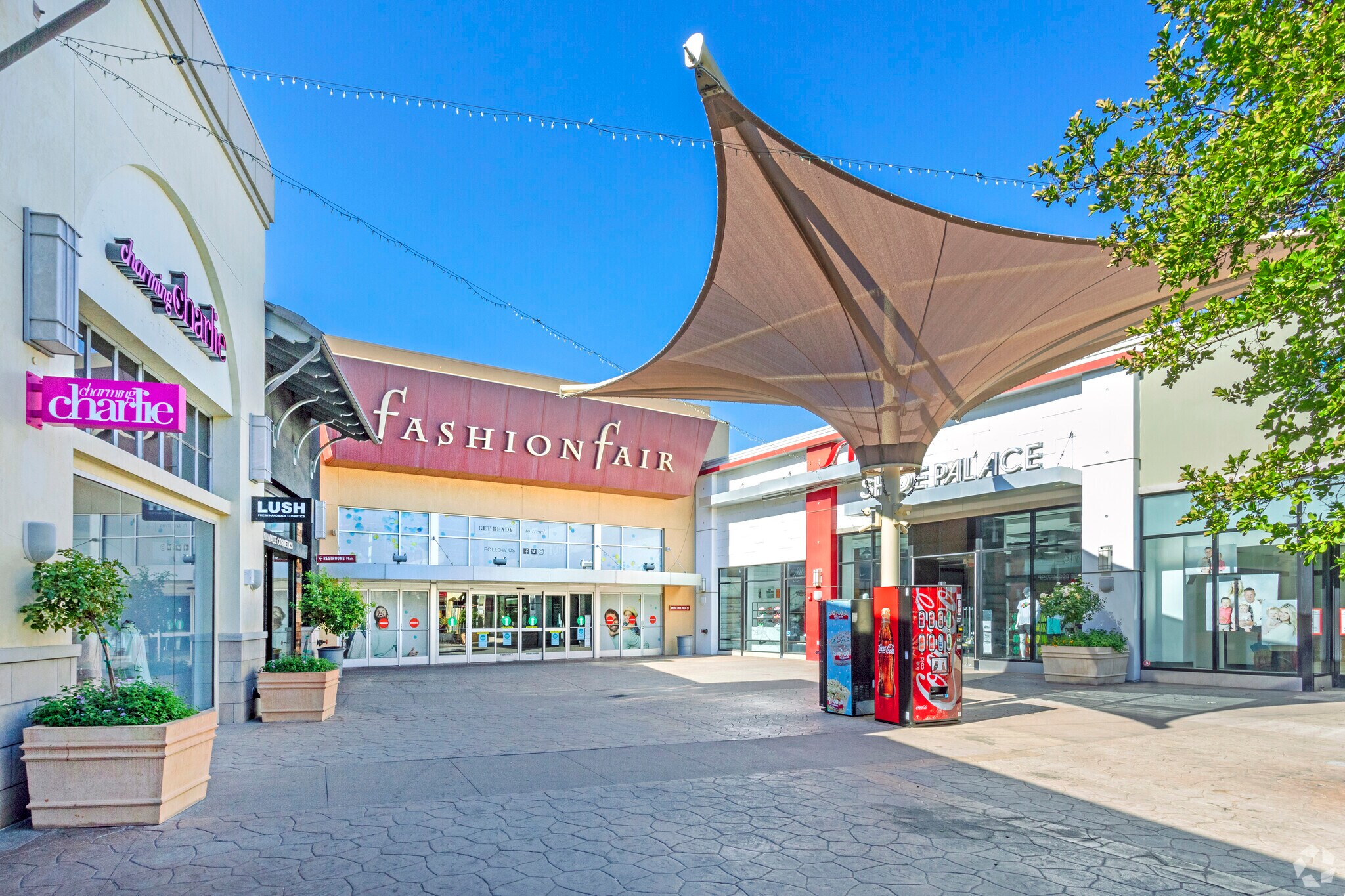 559-707 E Shaw Ave, Fresno, CA for sale Building Photo- Image 1 of 1