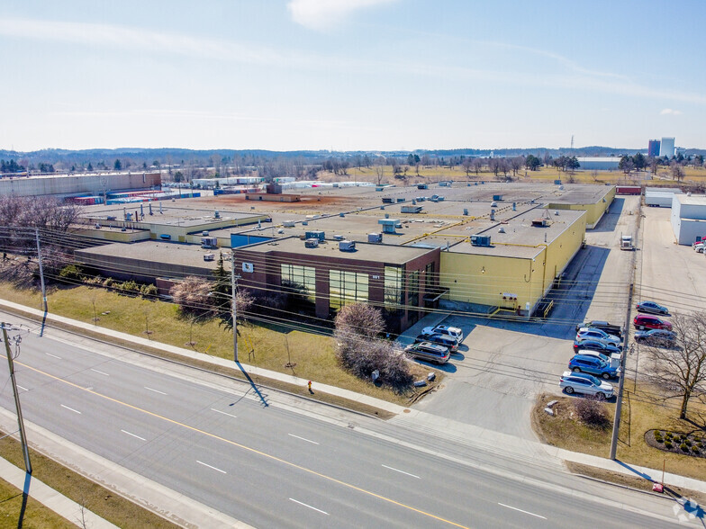 501 Manitou Dr, Kitchener, ON for lease - Primary Photo - Image 1 of 9