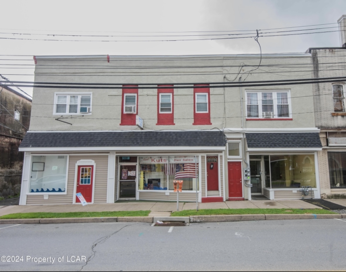 22-26 E Main St, Plymouth, PA 18651 | LoopNet