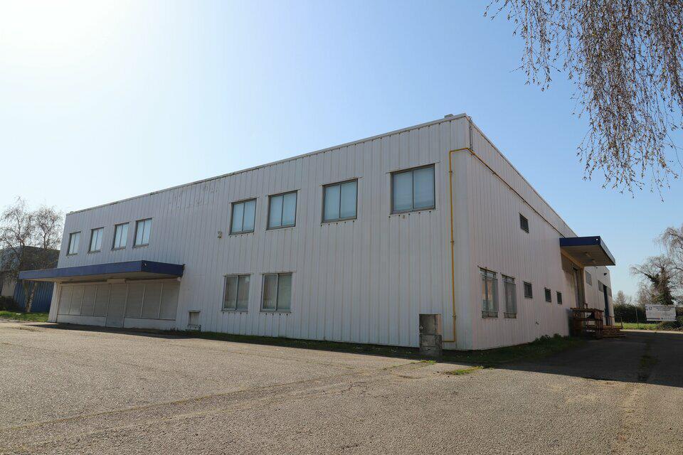 Flex in Le Havre for lease Building Photo- Image 1 of 6