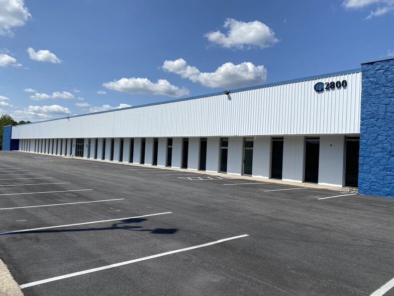 2800 Lithonia Industrial Blvd, Lithonia, GA for sale - Building Photo - Image 1 of 14