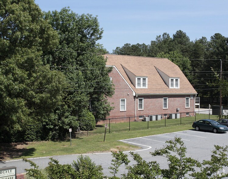 2452 Spring Rd, Smyrna, GA 30080 Office for Lease