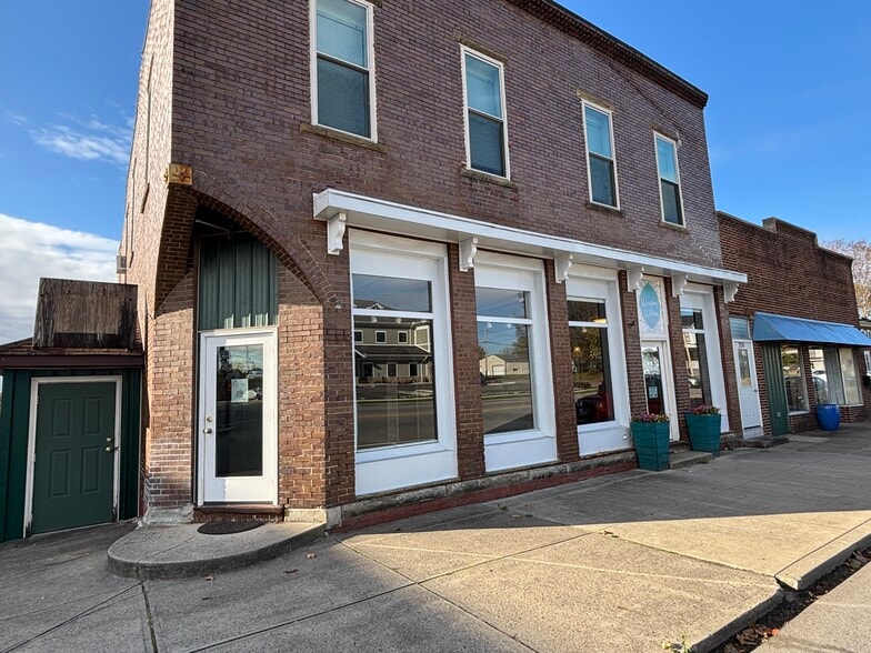 206 W Main St, Mc Arthur, OH for sale - Building Photo - Image 2 of 79