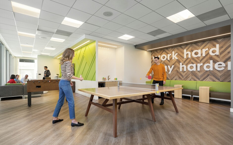 3 Park Plaza, Irvine, CA for lease - Interior Photo - Image 3 of 22