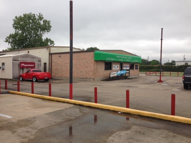 4002 Center St, Deer Park, TX for sale - Primary Photo - Image 1 of 1