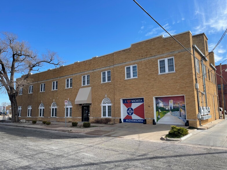 1401 E Douglas Ave, Wichita, KS for lease - Building Photo - Image 2 of 21