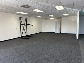 5161 Pomona Blvd, Los Angeles, CA for lease Building Photo- Image 2 of 2