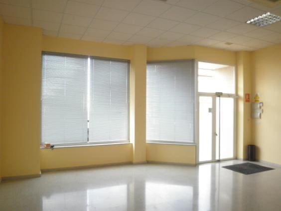 Retail in Ponferrada, León for lease Building Photo- Image 1 of 12