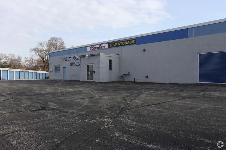 3015 N Main St, Rockford, IL for sale - Building Photo - Image 3 of 6