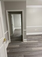 1290 Kennestone Cir, Marietta, GA for lease Interior Photo- Image 1 of 3