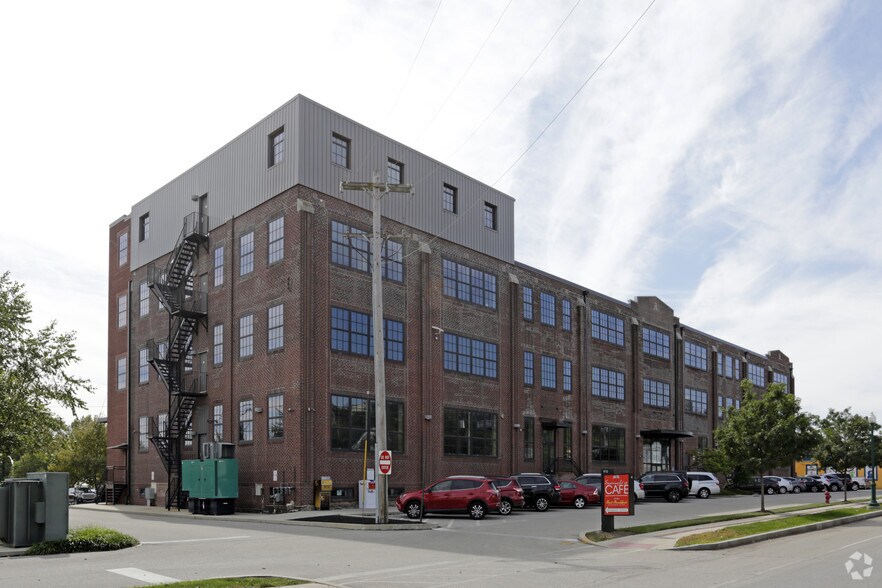 910 E Main St, Norristown, PA for sale - Primary Photo - Image 1 of 1