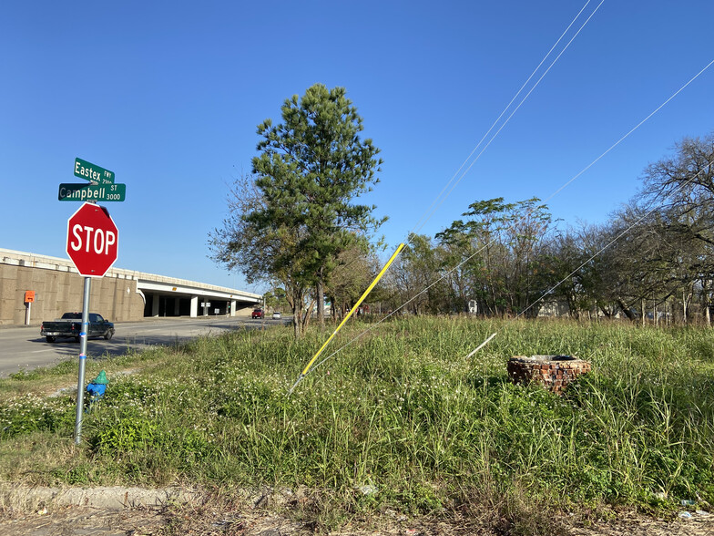 2400 Eastex Fwy, Houston, TX for sale - Building Photo - Image 1 of 1