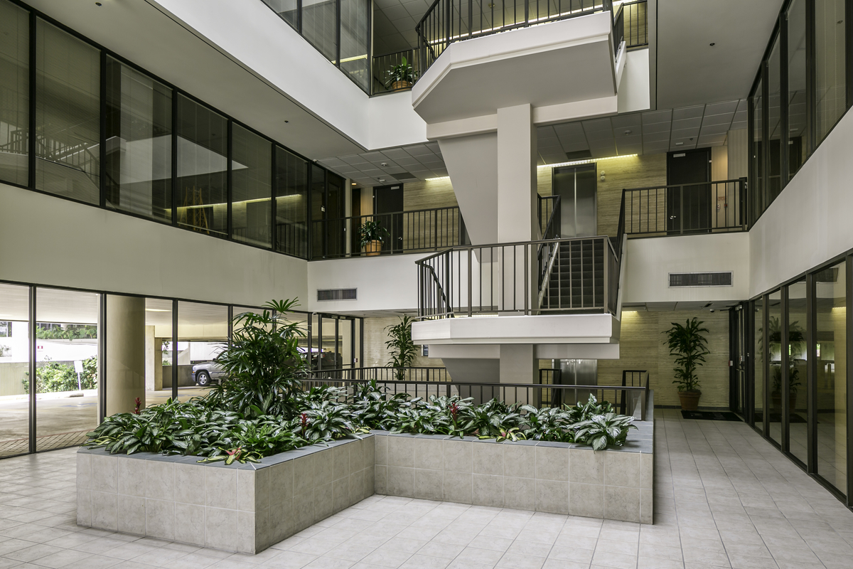 Private Office Space, Houston, TX 77063 - 7660 Woodway | LoopNet