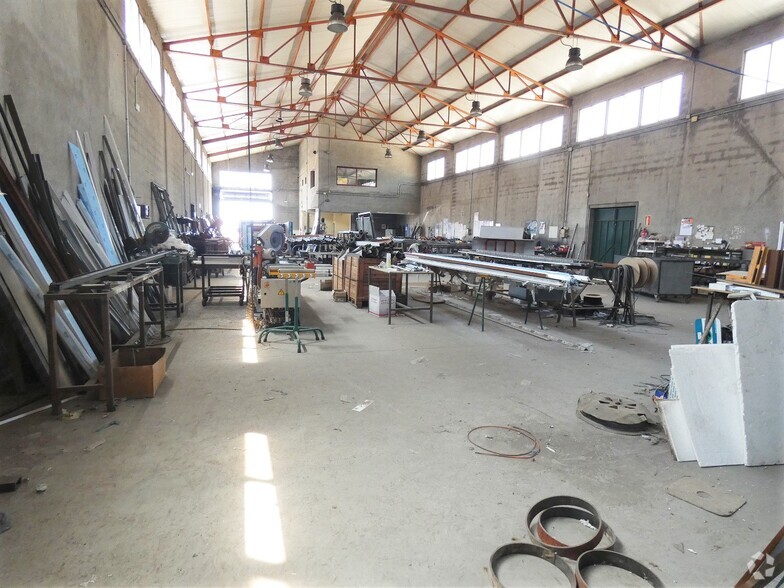 Industrial in Colmenar Viejo, Madrid for sale - Primary Photo - Image 1 of 8