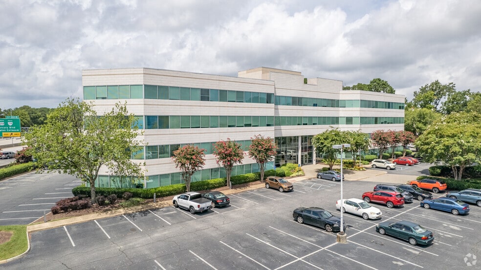 1919 Commerce Dr, Hampton, VA for lease - Building Photo - Image 2 of 16