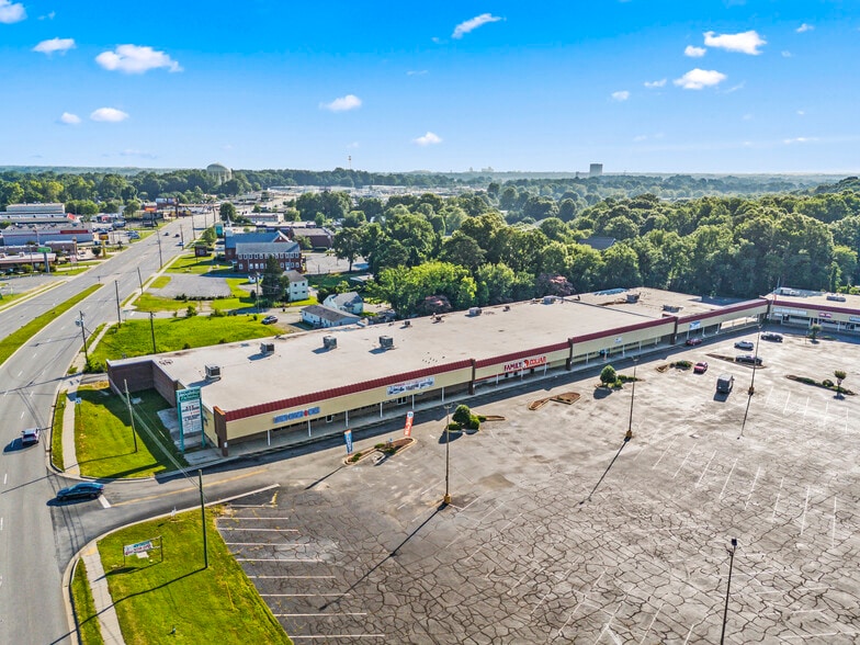 4605-4625 High Point Rd, Greensboro, NC for lease - Aerial - Image 2 of 6