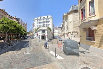 Lyon - AERIAL map view