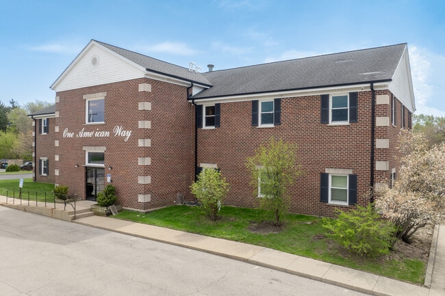 More details for 1 American Way, Elgin, IL - Office for Auction
