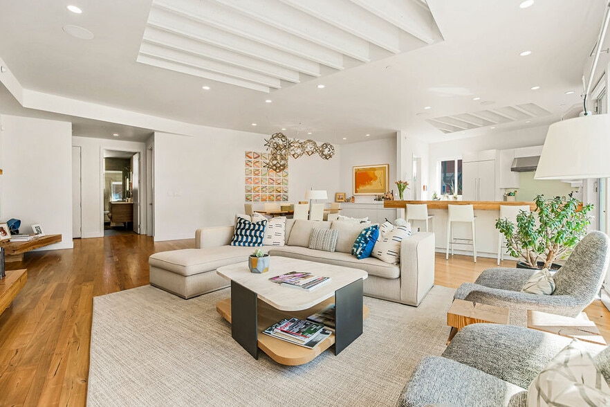 1515 Walnut St, Kansas City, MO for sale - Interior Photo - Image 2 of 28