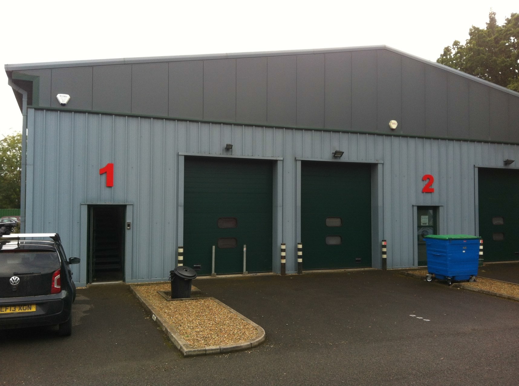 Combe Ln, Wormley for lease Primary Photo- Image 1 of 3