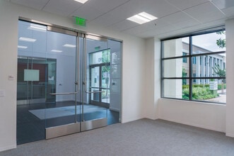 680 N McCarthy Blvd, Milpitas, CA for lease Interior Photo- Image 2 of 8