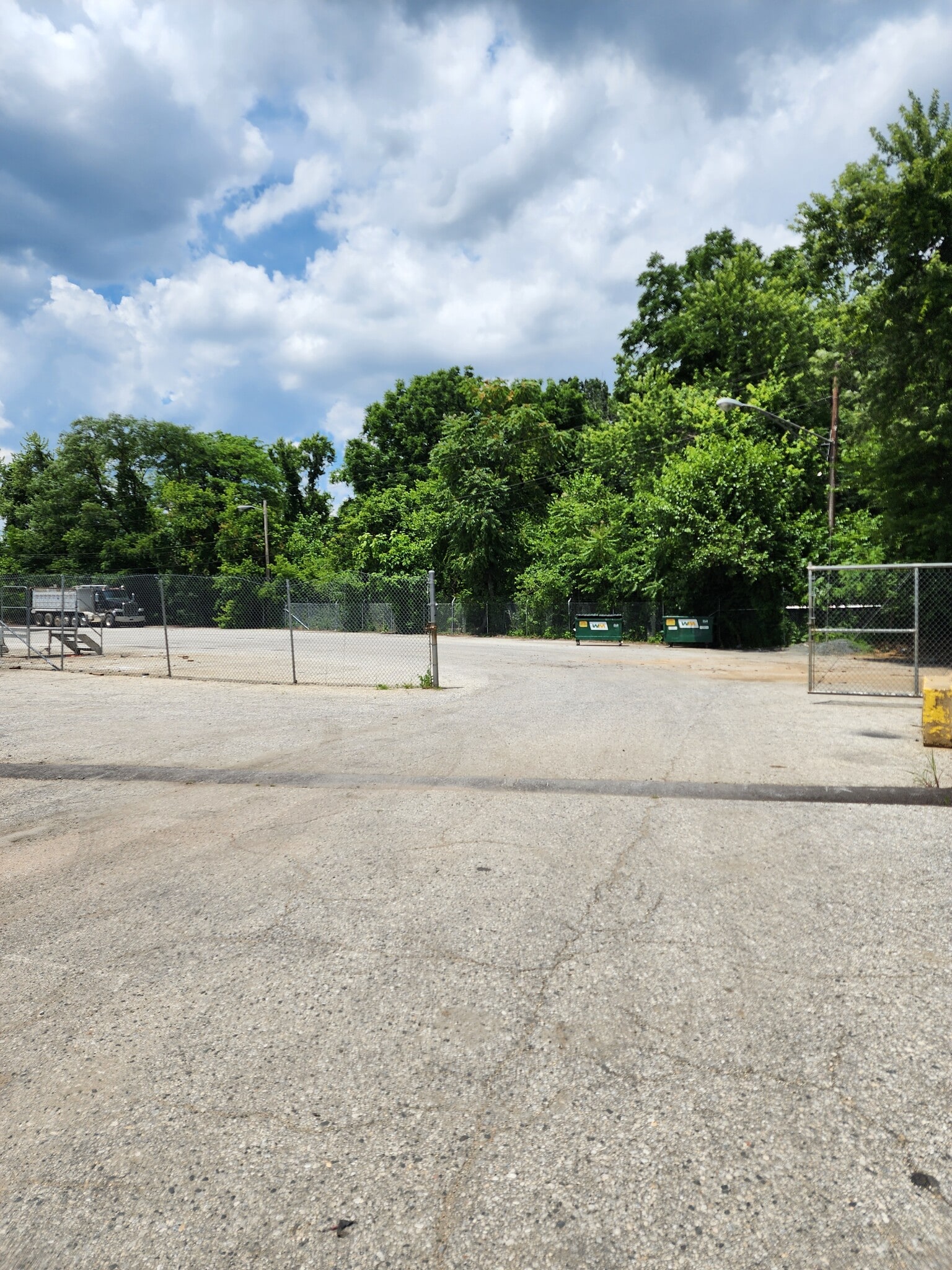 2312 Eskow Ave, Halethorpe, MD for lease Building Photo- Image 1 of 5