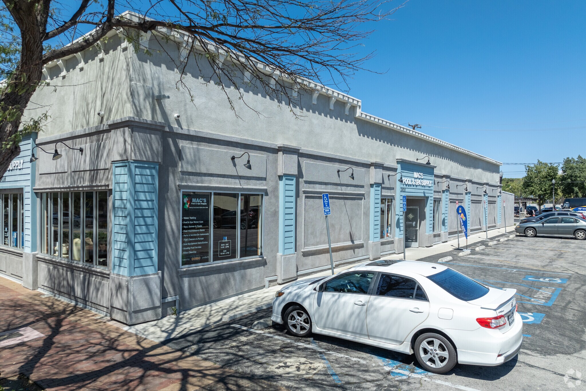 24316 Main St, Newhall, CA for sale Primary Photo- Image 1 of 1