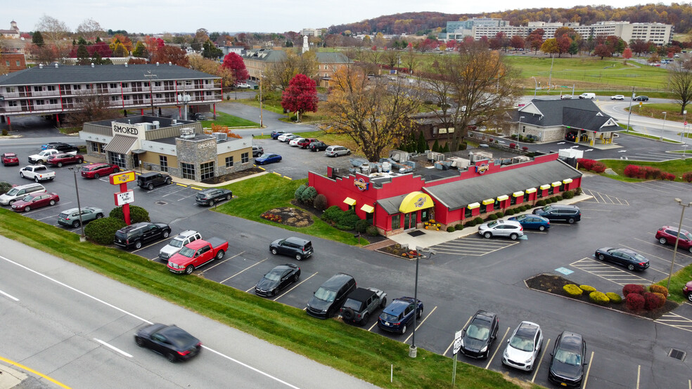 1221 W Chocolate Ave, Hummelstown, PA for sale - Primary Photo - Image 1 of 1