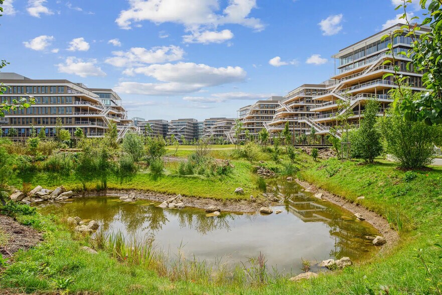 1 Place Des Papeteries, Nanterre for lease - Building Photo - Image 3 of 9