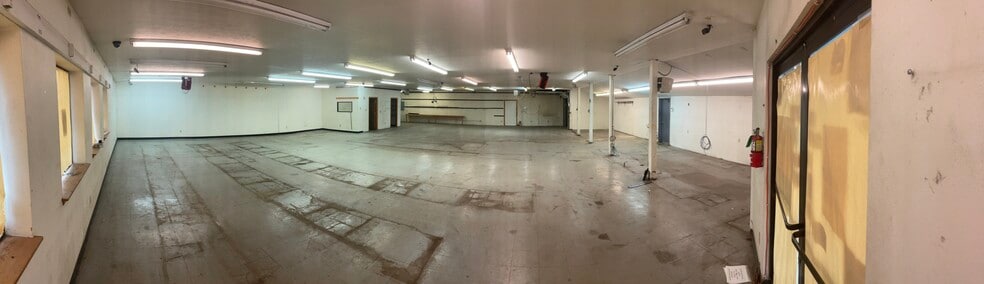 300 S Union Ave, Newport, WA for lease - Building Photo - Image 2 of 3