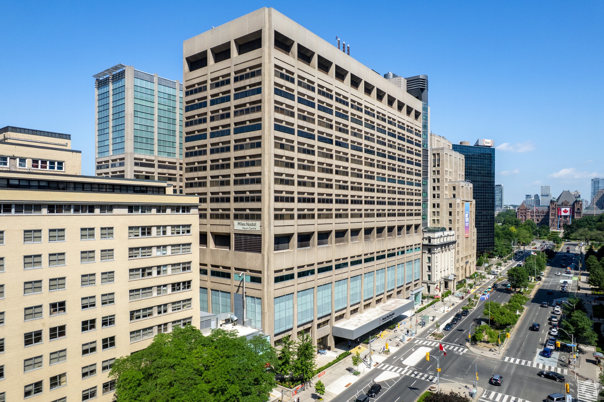 600 University Ave, Toronto, ON for sale Building Photo- Image 1 of 1