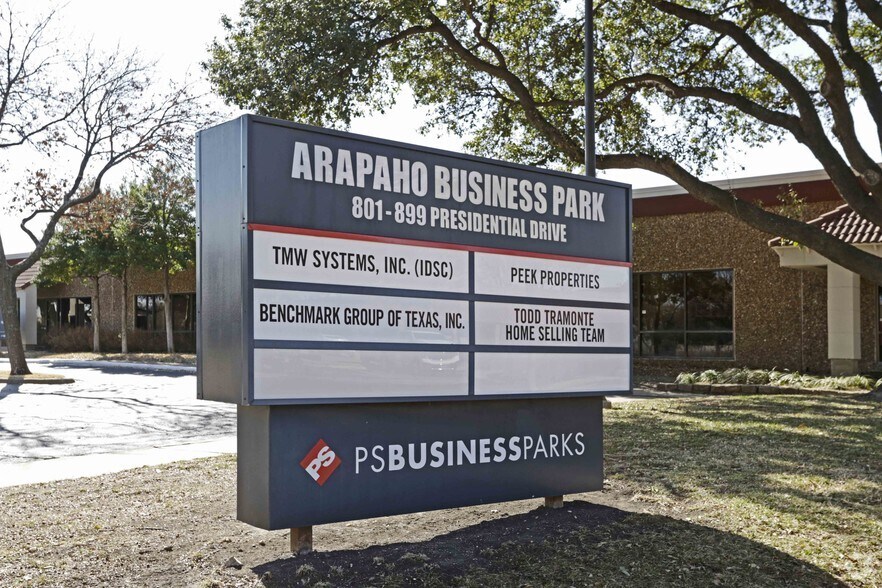 801-899 Presidential Dr, Richardson, TX for sale - Building Photo - Image 1 of 1