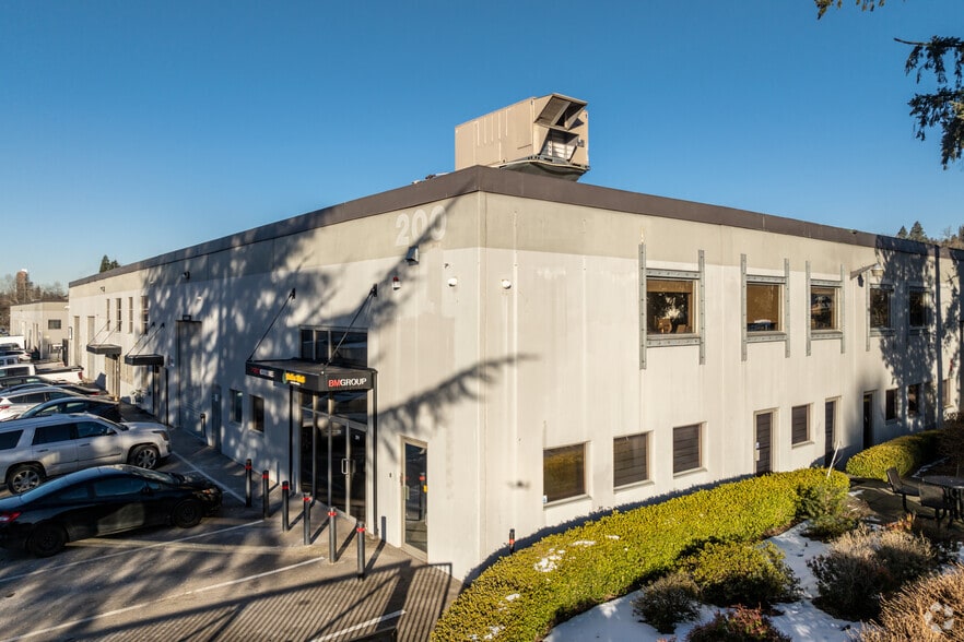 204 Cayer St, Coquitlam, BC for sale - Primary Photo - Image 1 of 4